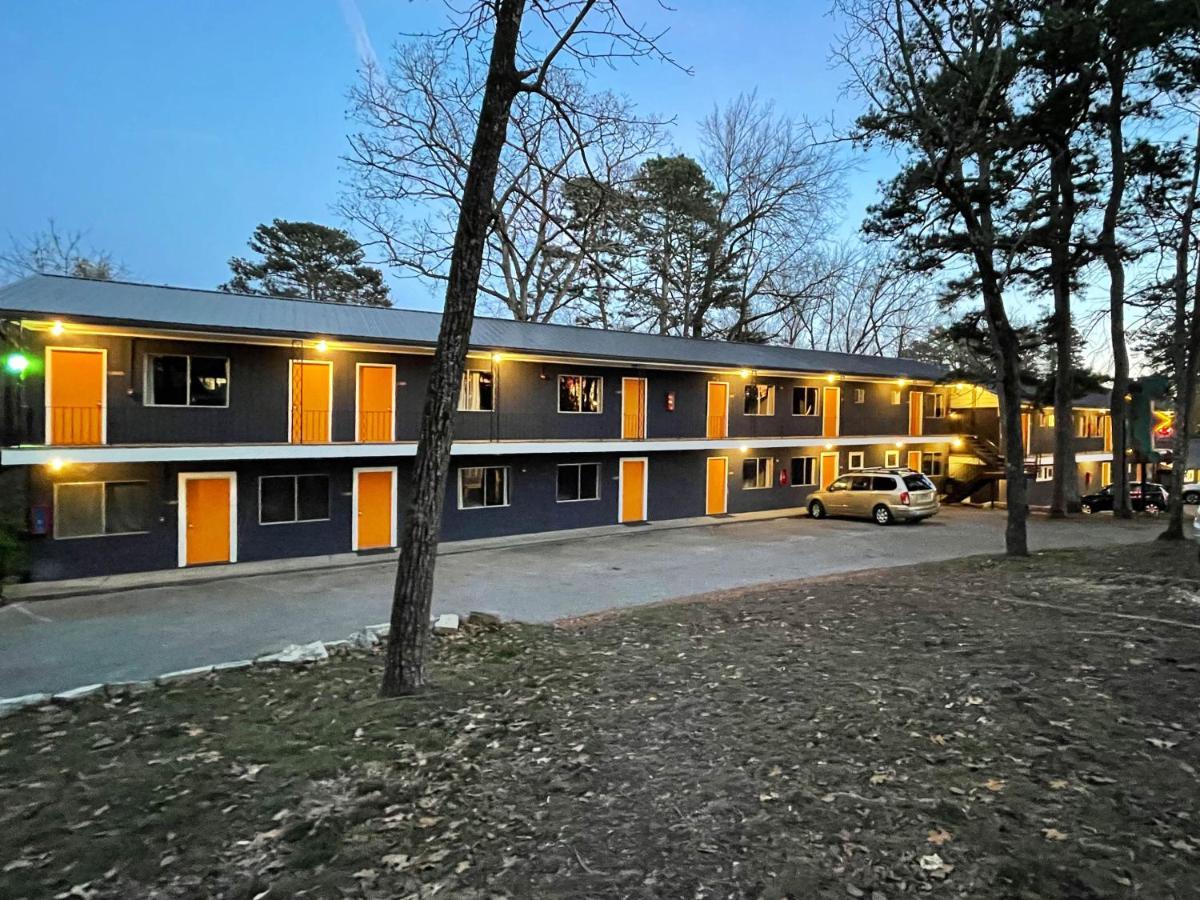 The Wanderoo Lodge Eureka Springs Eksteriør billede