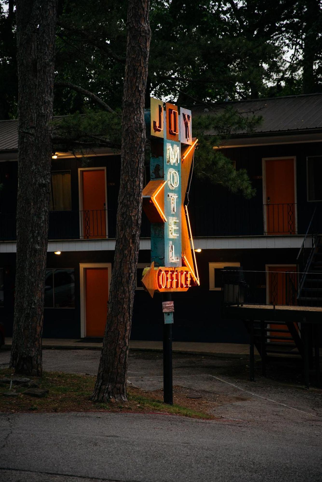 The Wanderoo Lodge Eureka Springs Eksteriør billede