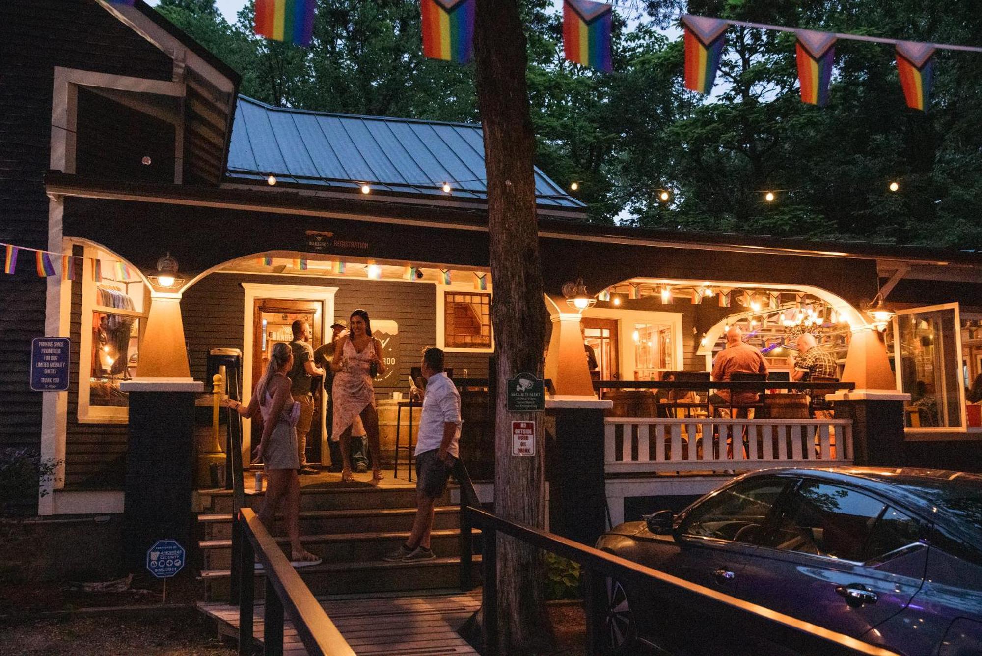 The Wanderoo Lodge Eureka Springs Eksteriør billede