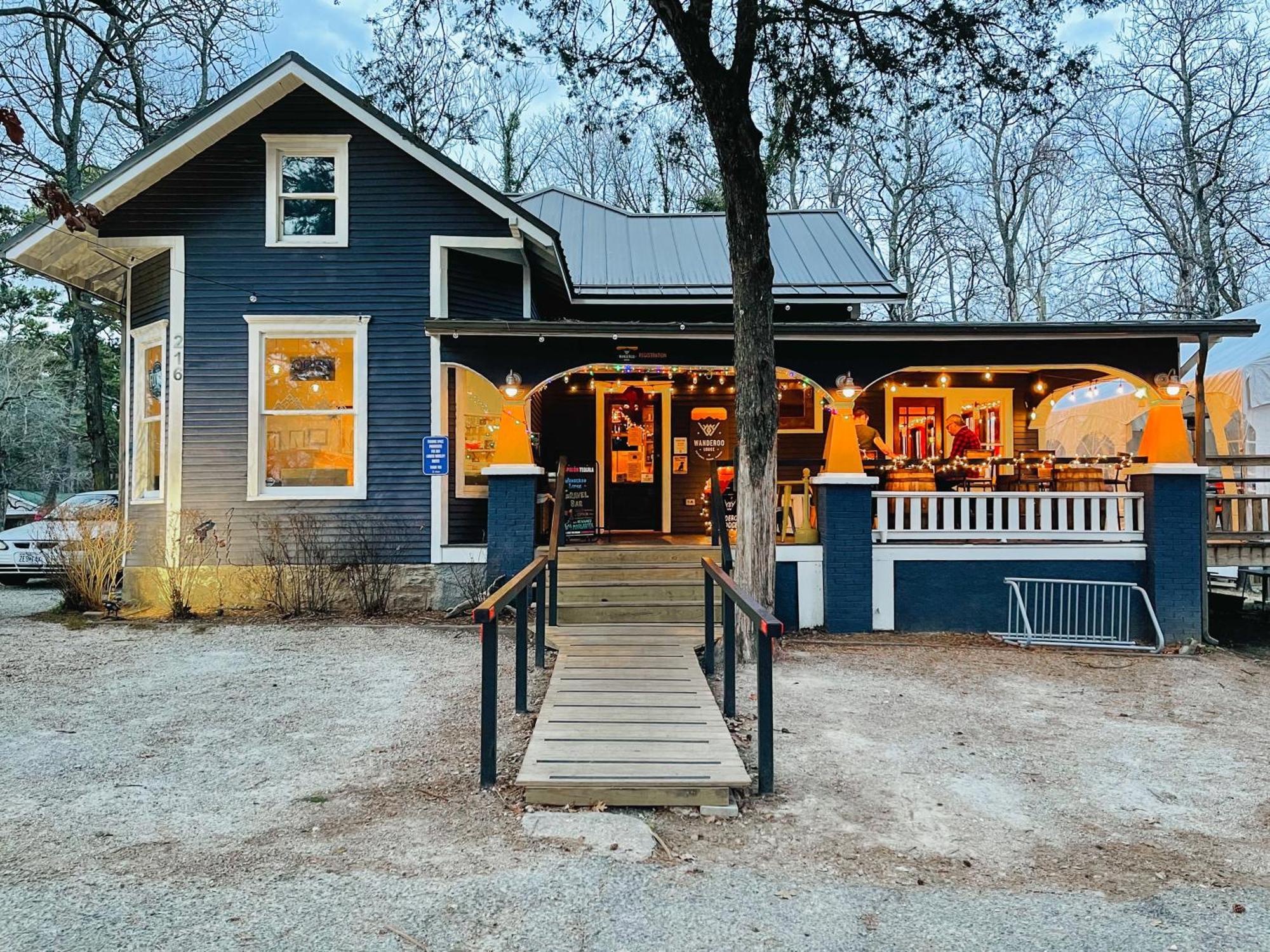 The Wanderoo Lodge Eureka Springs Eksteriør billede